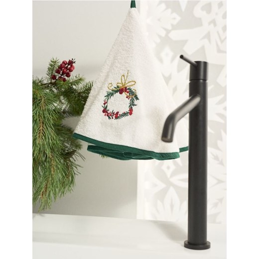 Sinsay - Ręcznik w świąteczny wzór - zielony ze sklepu Sinsay w kategorii Ręczniki - zdjęcie 186799162