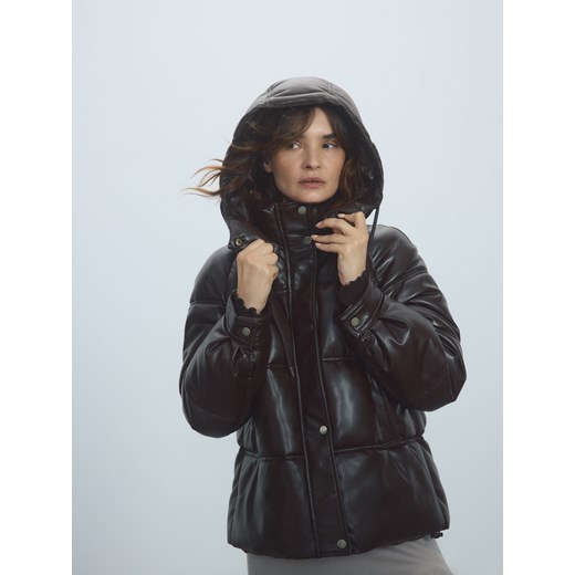Reserved - Pikowana kurtka z kapturem - ciemnobrązowy ze sklepu Reserved w kategorii Kurtki damskie - zdjęcie 186803064