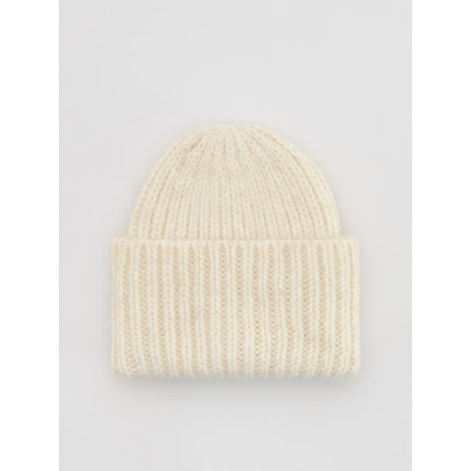 Reserved - Czapka beanie - złamana biel - id: 715FF-01X - marki Reserved - 186807420 Reserved - Czapka beanie - złamana biel ze sklepu Reserved w kategorii Czapki zimowe damskie - zdjęcie 186807420