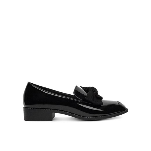 Loafersy DeeZee SQ873-1-BLACK PAT Czarny ze sklepu eobuwie.pl w kategorii Lordsy damskie - zdjęcie 186809952
