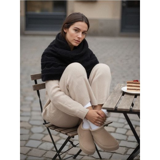 Sinsay - Komin ze strukturalnym wzorem - czarny ze sklepu Sinsay w kategorii Szaliki i chusty damskie - zdjęcie 186817834