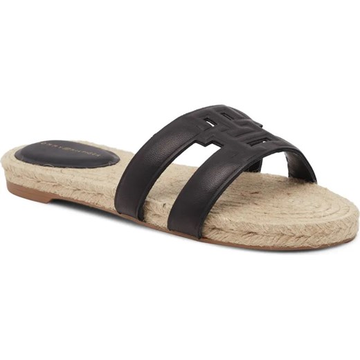 Tommy Hilfiger Skórzane klapki EMBOSS ze sklepu Gomez Fashion Store w kategorii Klapki damskie - zdjęcie 186826120