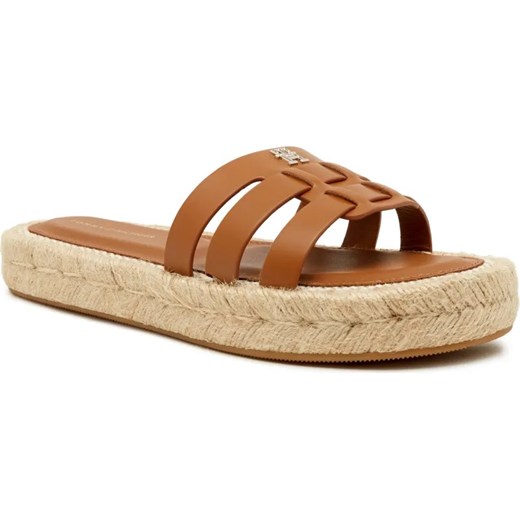 Tommy Hilfiger Skórzane klapki ze sklepu Gomez Fashion Store w kategorii Klapki damskie - zdjęcie 186826261