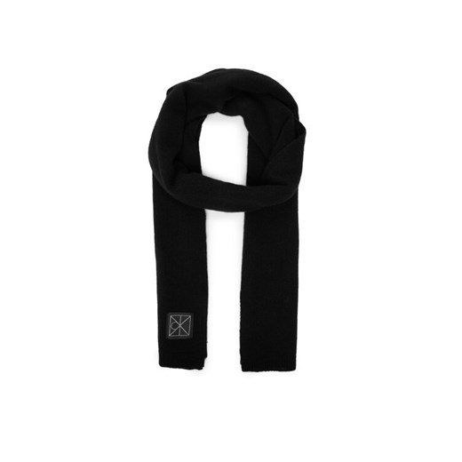 Szalik Calvin Klein Emblem LV04D8014G Czarny ze sklepu eobuwie.pl w kategorii Szaliki i chusty damskie - zdjęcie 187041394