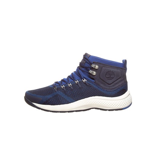 Timberland Botki turystyczne "Flyroam" w kolorze granatowym - id: 6919268 - marki Timberland - 187044401 Timberland Botki turystyczne "Flyroam" w kolorze granatowym ze sklepu Limango Polska w kategorii Buty trekkingowe męskie - zdjęcie 187044401