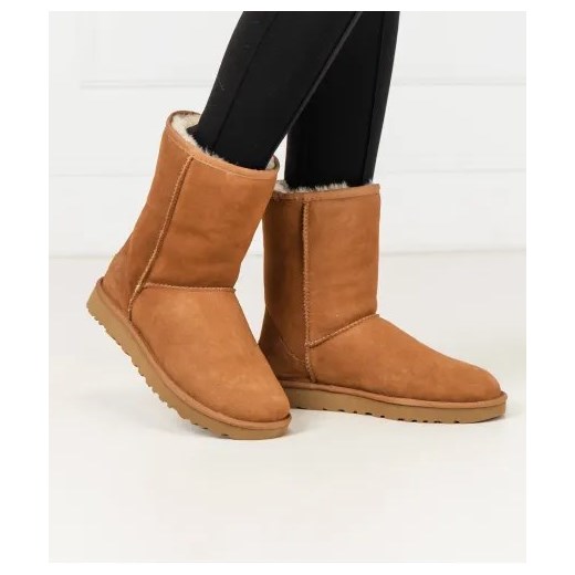 UGG Skórzane śniegowce W Classic Short II 41 Gomez Fashion Store
