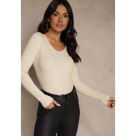 Jasnobeżowy Sweter z Bawełną z Prążkowanej Dzianiny Reisaria - id: 3786-S-43-L.BEIGE - marki Renee - 187188944 Jasnobeżowy Sweter z Bawełną z Prążkowanej Dzianiny Reisaria ze sklepu renee.pl w kategorii Swetry damskie - zdjęcie 187188944