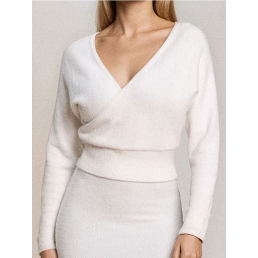 Sinsay - Sweter z dekoltem V - kremowy ze sklepu Sinsay w kategorii Swetry damskie - zdjęcie 187190191