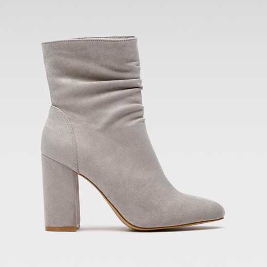 Botki DeeZee WYL3236-1 ze sklepu ccc.eu w kategorii Botki - zdjęcie 187191321