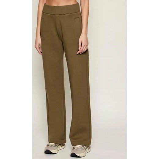 Aeronautica Militare Spodnie dresowe | Regular Fit ze sklepu Gomez Fashion Store w kategorii Spodnie damskie - zdjęcie 187195573
