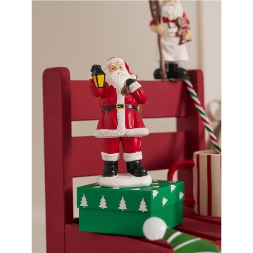 Sinsay - Stojąca dekoracja świąteczna w kształcie Mikołaja - czerwony ze sklepu Sinsay w kategorii Dekoracje bożonarodzeniowe - zdjęcie 187200254