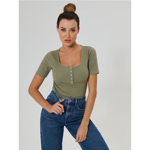 Sinsay - Prążkowana koszulka z guzikami - khaki ze sklepu Sinsay w kategorii Bluzki damskie - zdjęcie 187200331