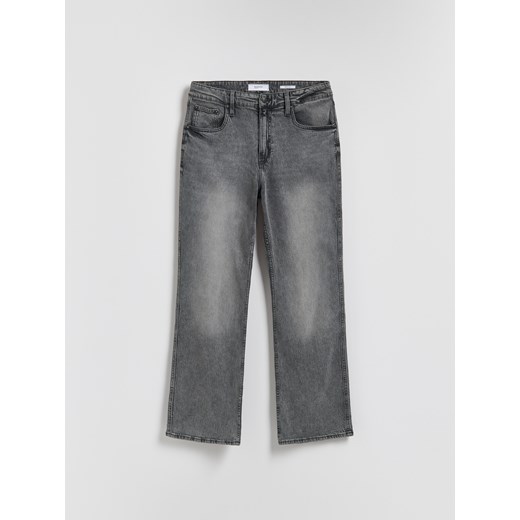Reserved - Jeansy bootcut z efektem sprania - jasnoszary ze sklepu Reserved w kategorii Jeansy męskie - zdjęcie 187202703