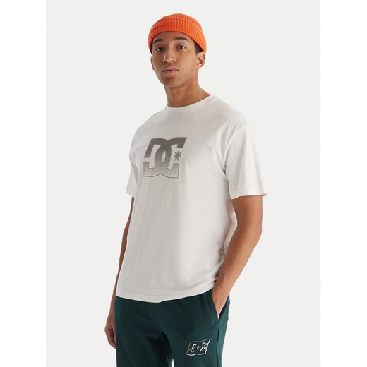 DC Shoes T-Shirt EDYZT04346 WBB0 Biały Regular Fit ze sklepu MODIVO w kategorii T-shirty męskie - zdjęcie 187203991