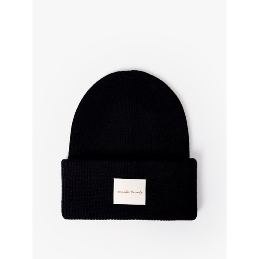 Mohito - Czapka beanie - czarny ze sklepu Mohito w kategorii Czapki zimowe damskie - zdjęcie 187207741