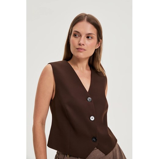 Elegancka kamizelka brązowa ze sklepu Moodo.pl w kategorii Marynarki damskie - zdjęcie 187208863