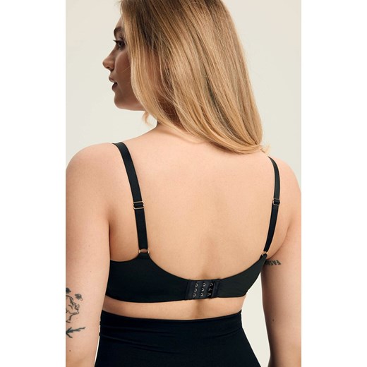 Esotiq biustonosz minimizer czarny Subtelle 44248-99X, Kolor czarny, Rozmiar 70E, Esotiq ze sklepu Intymna w kategorii Biustonosze - zdjęcie 187211011