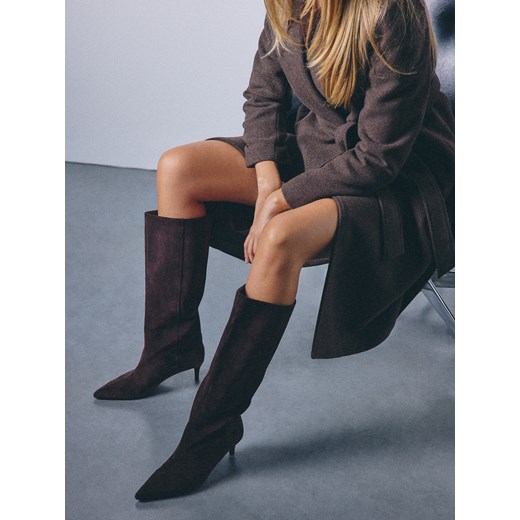 Mohito - Skórzane kozaki - ciemnobrązowy ze sklepu Mohito w kategorii Kozaki damskie - zdjęcie 187218891