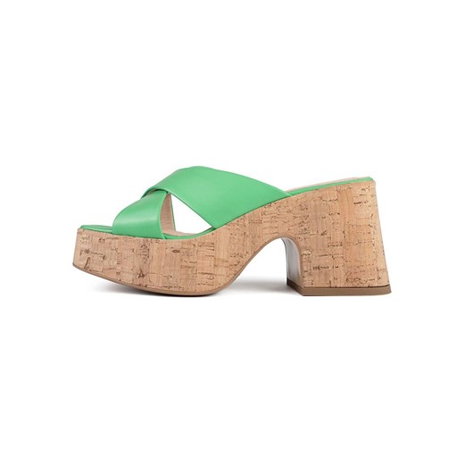 loft37 Skórzane klapki w kolorze zielonym ze sklepu Limango Polska w kategorii Klapki damskie - zdjęcie 187221473