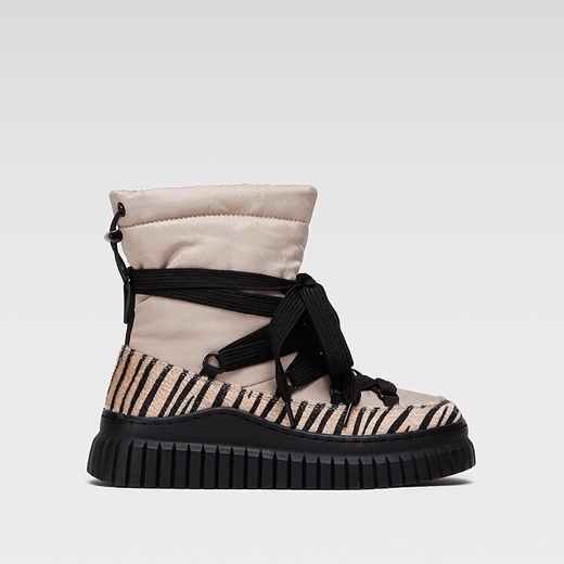 Botki Jenny Fairy WS5880-02 ze sklepu ccc.eu w kategorii Śniegowce damskie - zdjęcie 187227313