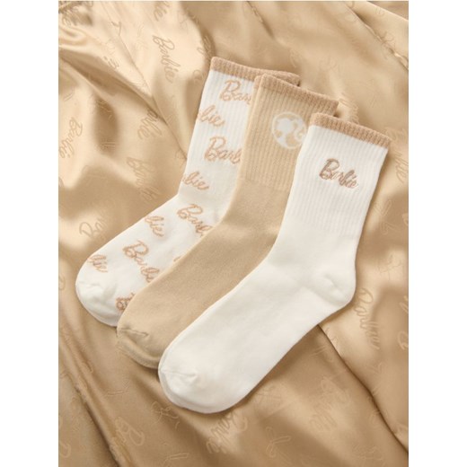 Sinsay - Prążkowane skarpetki 3 pack Barbie - kremowy ze sklepu Sinsay w kategorii Skarpetki damskie - zdjęcie 187236224