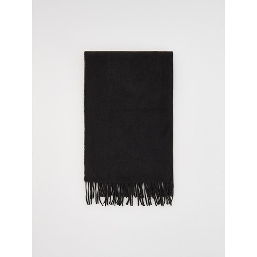 Reserved - Gładki szal z frędzlami - czarny ze sklepu Reserved w kategorii Szaliki i chusty damskie - zdjęcie 187238904