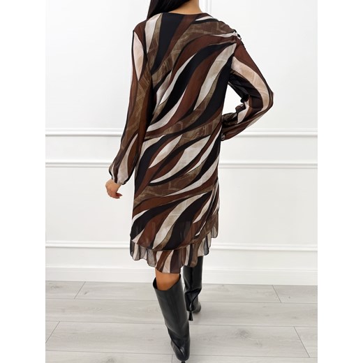 Brązowa Wzorzysta Sukienka z Dekoltem V Modnakiecka.pl 40 ModnaKiecka.pl