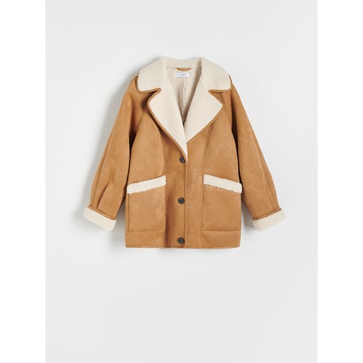 Reserved - Kurtka typu kożuch - beżowy Reserved XS promocyjna cena Reserved