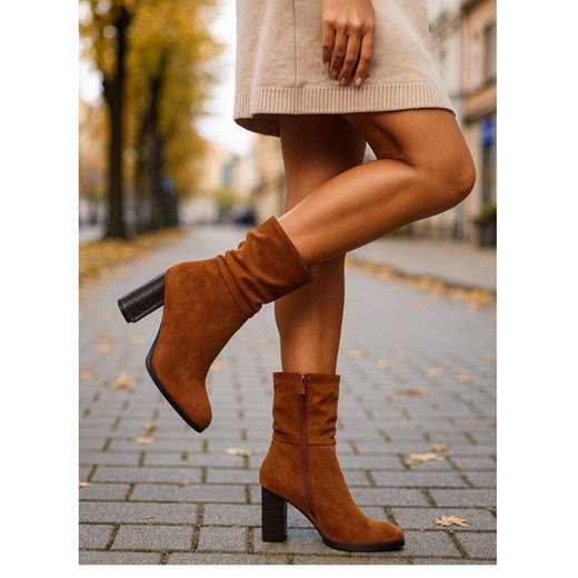 Karmelowe eleganckie botki na obcasie /C3-2 18411 W385/ ze sklepu Pantofelek24.pl w kategorii Botki - zdjęcie 187239983