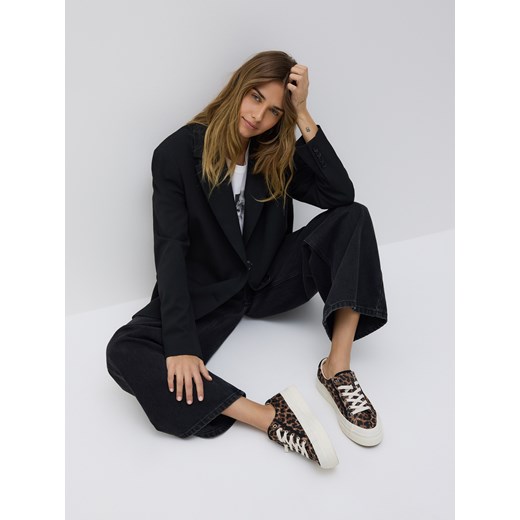 Reserved - Sneakersy w zwierzęcy wzór - wielobarwny ze sklepu Reserved w kategorii Trampki damskie - zdjęcie 187244340