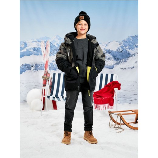 Sinsay - Kurtka rozpinana z kapturem - wielobarwny ze sklepu Sinsay w kategorii Kurtki chłopięce - zdjęcie 187246134