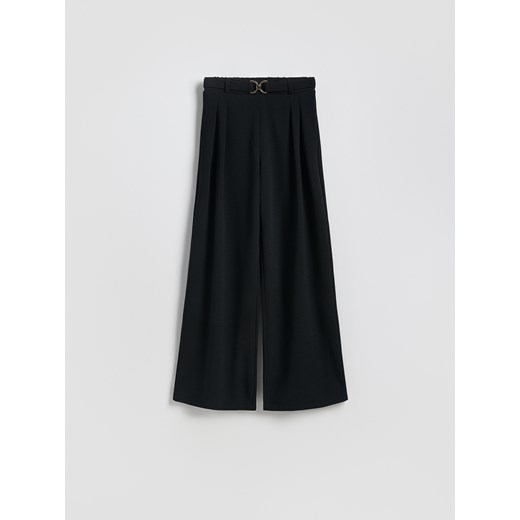 Reserved - Luźne spodnie z klamrą - czarny ze sklepu Reserved w kategorii Spodnie damskie - zdjęcie 187260364