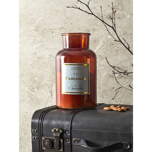 THE HOME DECO FACTORY Świeca zapachowa "L'amande" - 1400 g - id: 17068690 - marki The Home Deco Factory - 187261911 THE HOME DECO FACTORY Świeca zapachowa "L'amande" - 1400 g ze sklepu Limango Polska w kategorii Świece i dyfuzory - zdjęcie 187261911