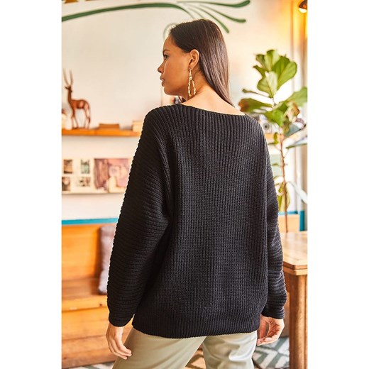 Olalook Sweter w kolorze czarnym Olalook onesize wyprzedaż Limango Polska