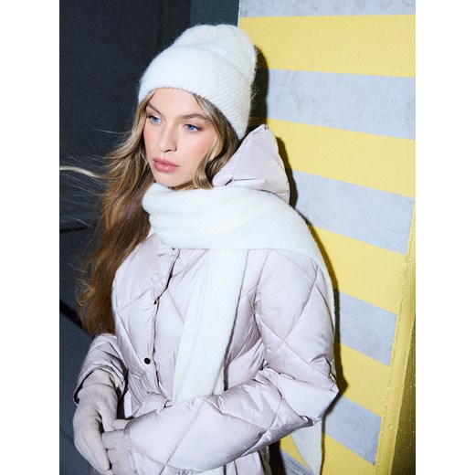 Mohito - Czapka beanie z wełną alpaki - biały Mohito ONE SIZE Mohito