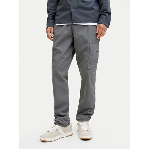 Jack & Jones Spodnie materiałowe Kane 12278911 Szary Relaxed Fit ze sklepu MODIVO w kategorii Spodnie męskie - zdjęcie 187264044