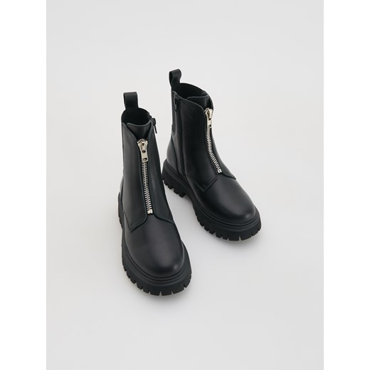 Reserved - Skórzane botki z zamkiem - czarny ze sklepu Reserved w kategorii Buty zimowe dziecięce - zdjęcie 187264823