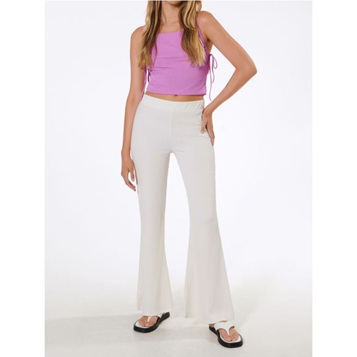 Sinsay - Spodnie wide leg - kremowy ze sklepu Sinsay w kategorii Spodnie damskie - zdjęcie 187276354
