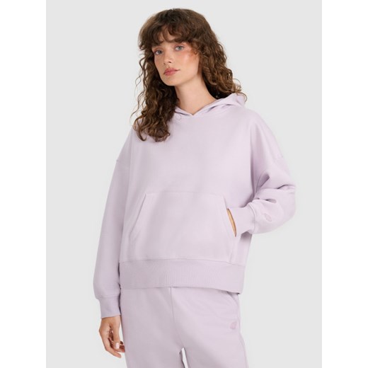 Damska bluza nierozpinana z kapturem 4F 4FWAW25TSWSF1887 - fioletowa ze sklepu Sportstylestory.com w kategorii Bluzy damskie - zdjęcie 187277334