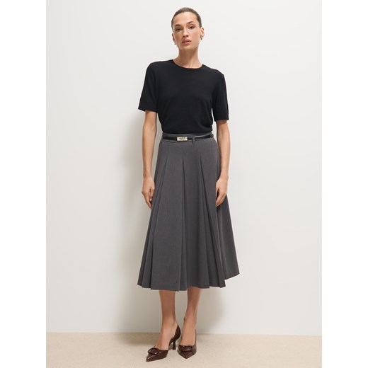 Mohito - Szara spódnica midi z paskiem - szary ze sklepu Mohito w kategorii Spódnice - zdjęcie 187279282