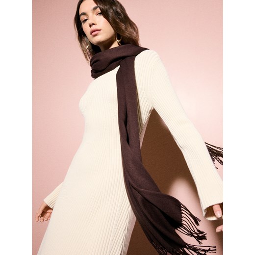 Mohito - Czekoladowy szalik z wiskozy - ciemnobrązowy Mohito ONE SIZE Mohito