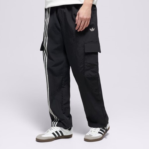 ADIDAS SPODNIE FRONT ST CARGO ze sklepu Sizeer w kategorii Spodnie męskie - zdjęcie 187283130