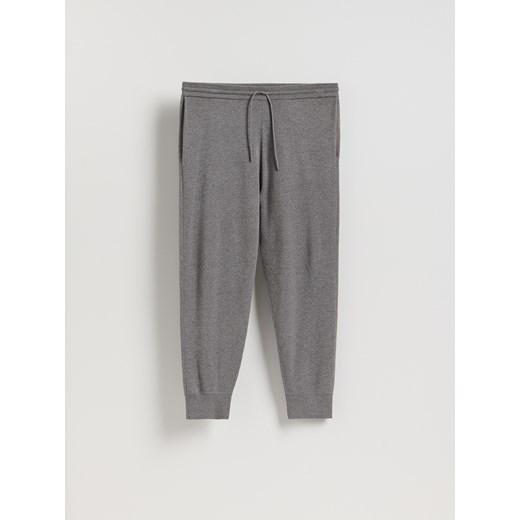 Reserved - Spodnie dresowe z wiskozą - szary ze sklepu Reserved w kategorii Spodnie męskie - zdjęcie 187290423