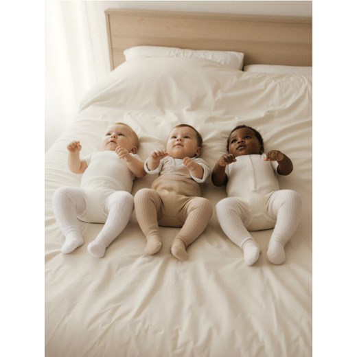 Sinsay - Rajstopy niemowlęce 3 pack - kremowy - id: 616GS-02X - marki Sinsay - 187291683 Sinsay - Rajstopy niemowlęce 3 pack - kremowy ze sklepu Sinsay w kategorii Rajstopy dziecięce - zdjęcie 187291683