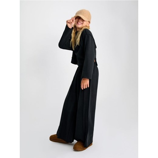 Sinsay - Spodnie wide leg z grubej prążkowanej dzianiny z polarem wewnątrz - czarny ze sklepu Sinsay w kategorii Spodnie dziewczęce - zdjęcie 187291690