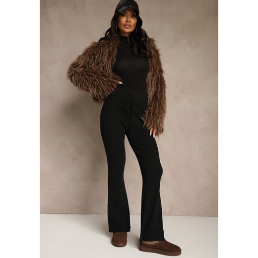 Czarne Dzianinowe Spodnie z Wiskozą o Kroju Flare Zetene - id: AW653-38-BLACK - marki Renee - 187292460 Czarne Dzianinowe Spodnie z Wiskozą o Kroju Flare Zetene ze sklepu renee.pl w kategorii Spodnie damskie - zdjęcie 187292460