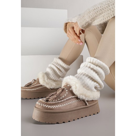 Ciemnobeżowe Śniegowce na Platformie Ozdobione Frędzlami i Haftem Ezivelle - id: JR9-85-KHAKI - marki Renee - 187292512 Ciemnobeżowe Śniegowce na Platformie Ozdobione Frędzlami i Haftem Ezivelle ze sklepu renee.pl w kategorii Śniegowce damskie - zdjęcie 187292512