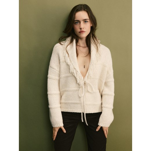 Reserved - Kardigan z frędzlami - kremowy ze sklepu Reserved w kategorii Swetry damskie - zdjęcie 187294202