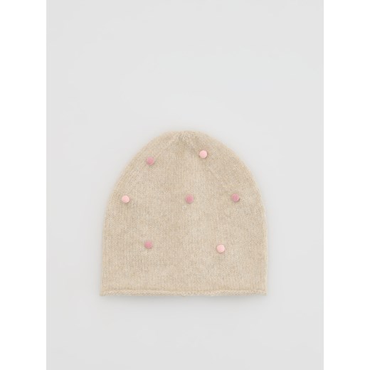 Reserved - Dzianinowa czapka z aplikacją - kremowy ze sklepu Reserved w kategorii Czapki dziecięce - zdjęcie 187296420