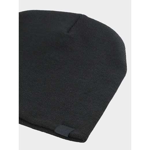 4F Czapka w kolorze czarnym onesize promocyjna cena Limango Polska